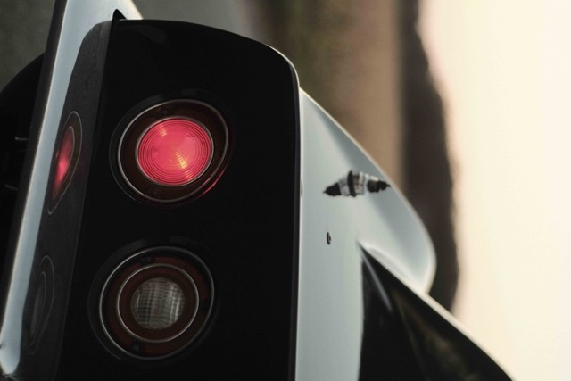 close-up-of-back-lights-on-black-car-desert-background-Porsche 928