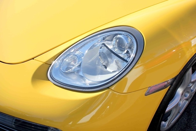yellow-car-headlight-porsche-boxter-Porsche 928